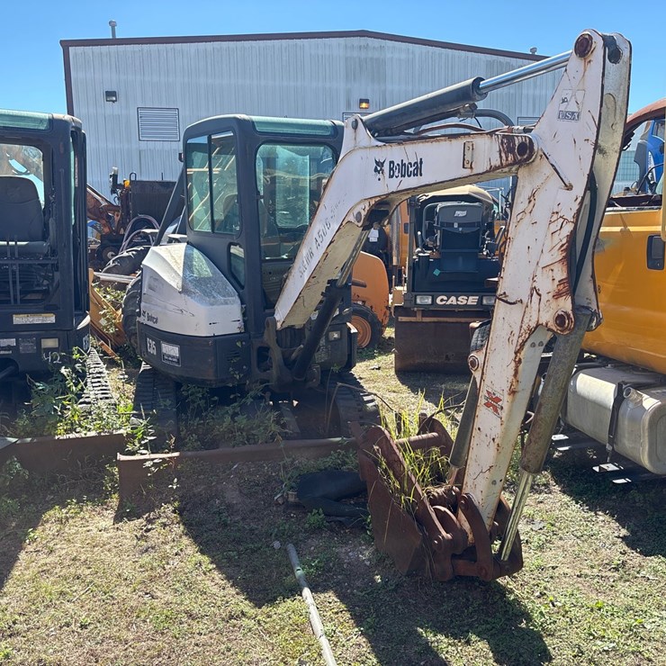 #43 • 2010 BOBCAT MINI EXCAVATOR