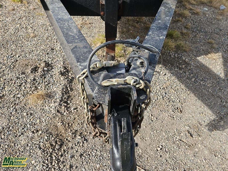 2022-rainbow-trailers-t/a-20-ball-hitch-equipment-trailer-image-9