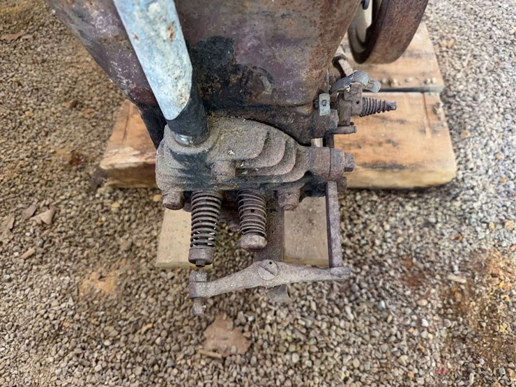 associated-2hp-gas-engine-image-6