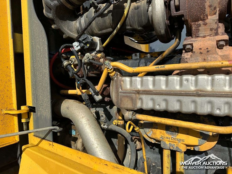 2011-john-deere-772g-awd-motor-grader-image-51