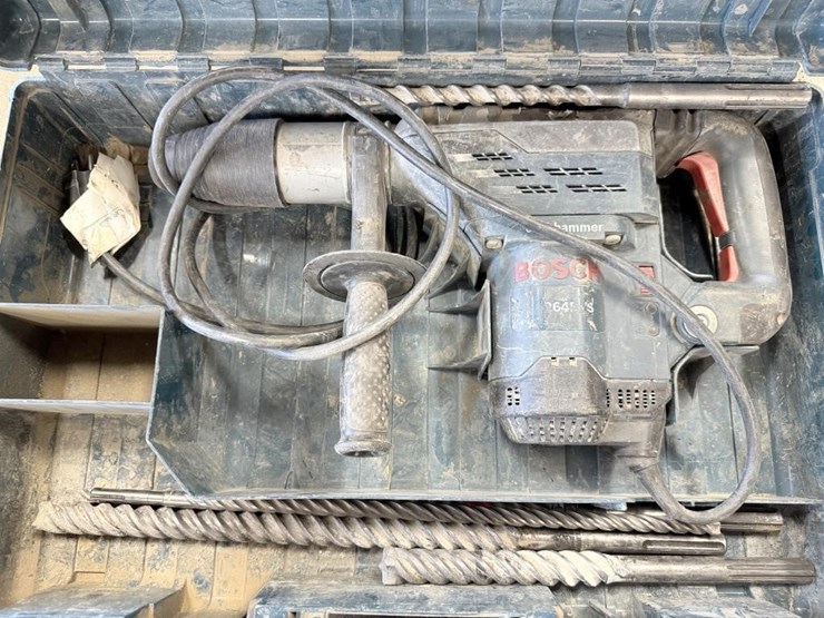 bosch-2645-hammer-drill-in-case-image-1