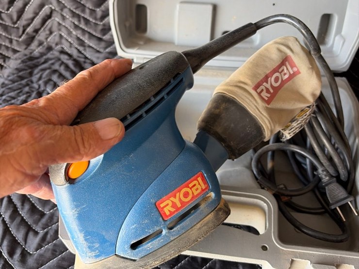 #10-•-ryobi-corner-cat-electric-sander-image-2