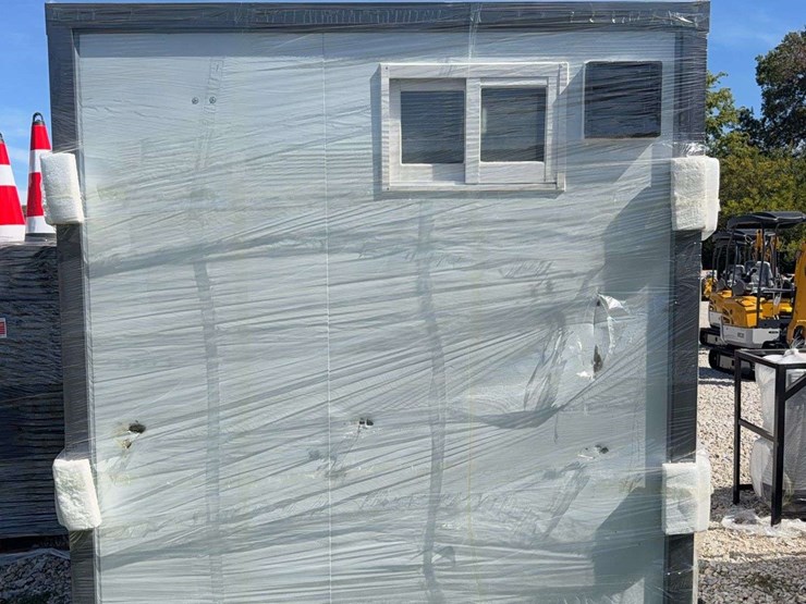 prefabricated-portable-restroom-unit-image-3