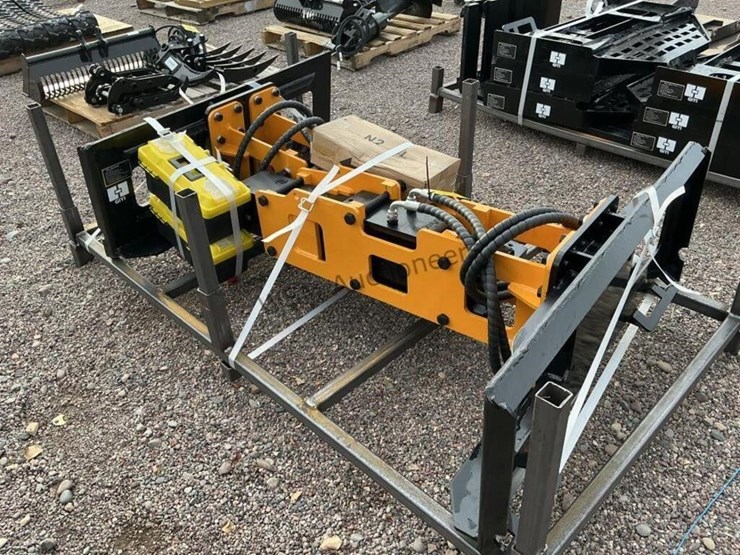2026-giyi-demo-hammer-and-pile-driver-for-skid-image-2