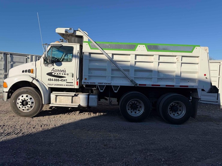 2006-sterling-acterra-tandem-axle-dump-image-13