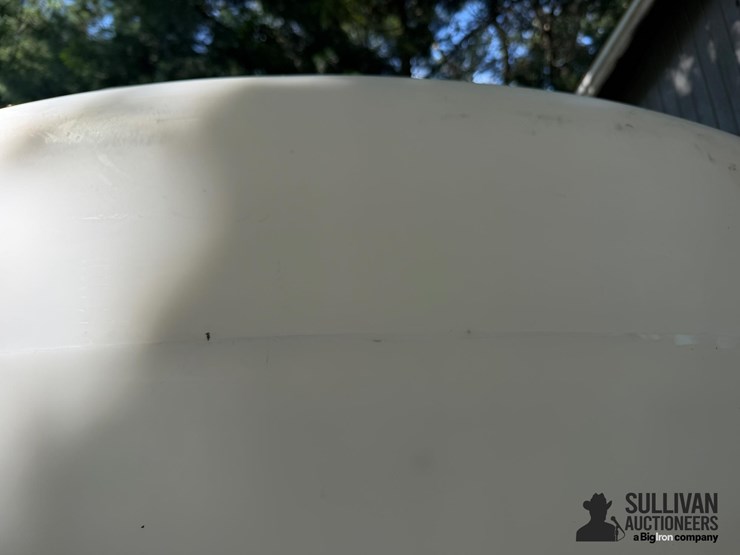 2,500-gal-poly-tank-image-12