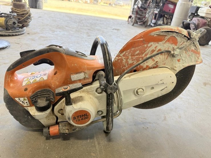 stihl-ts420-gas-cutt-off-saw-image-2