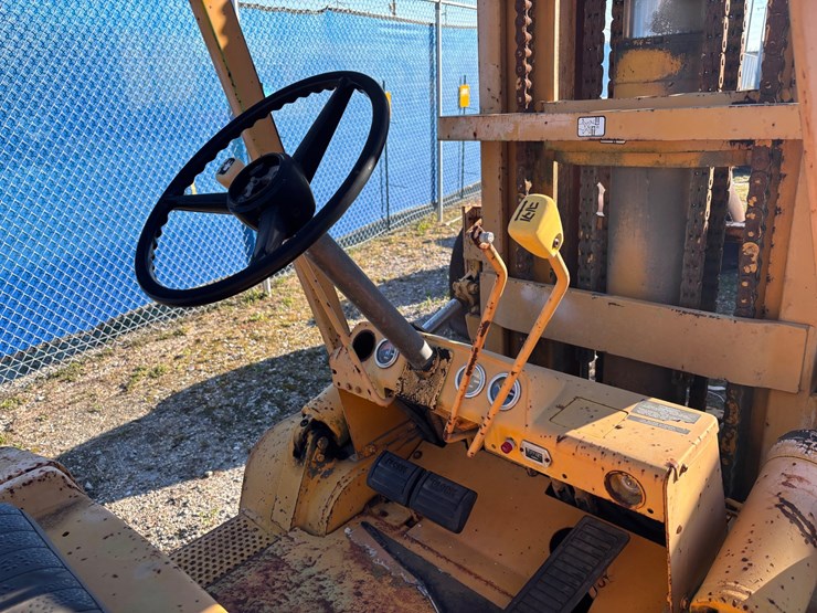 #3-•-clark-c500-ys100-lp-propane-industrial-forklift-image-10