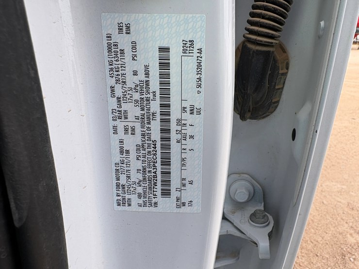 2023-ford-f-250-super-duty-crew-cab-pickup-truck,-4x4-(gasoline)-image-10