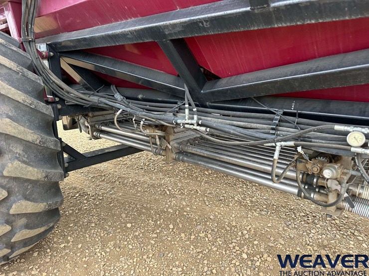 2010-seedhawk-62-ft.-seeder-image-45