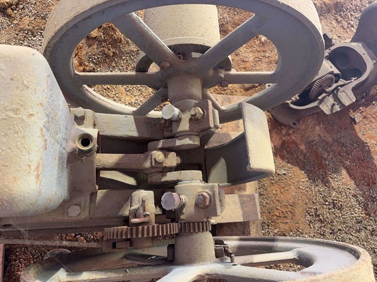 gray-4-hp-engine-image-14