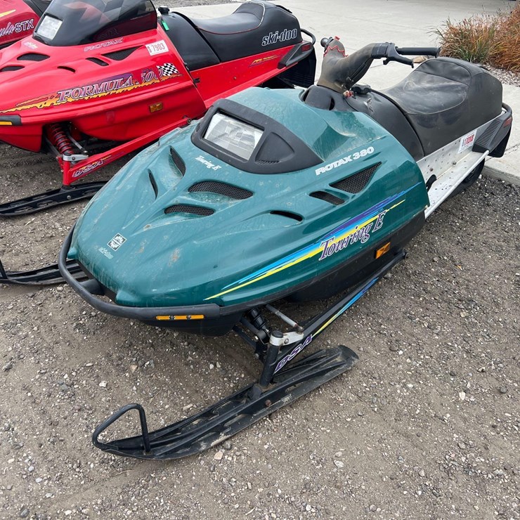 1996 Ski-Doo Snowmobile