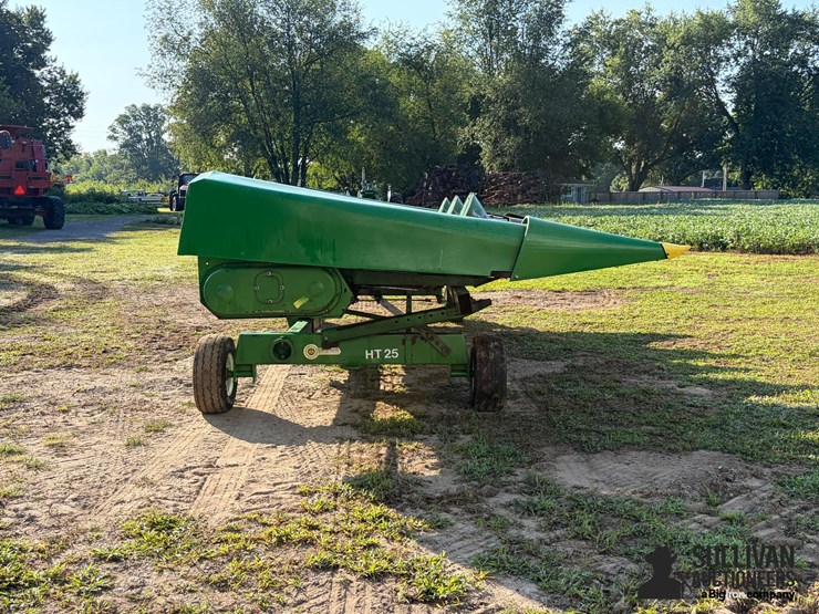 john-deere-644-6r36"-corn-head-w/unverferth-ht25-cart-image-4