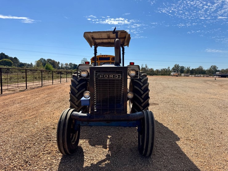#9028-•-ford-5900-image-9
