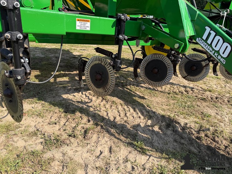 spray-king-1100-side-dress-applicator-image-17