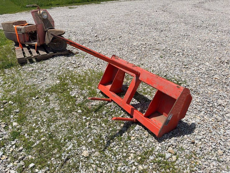 kubota-bale-spear-image-2