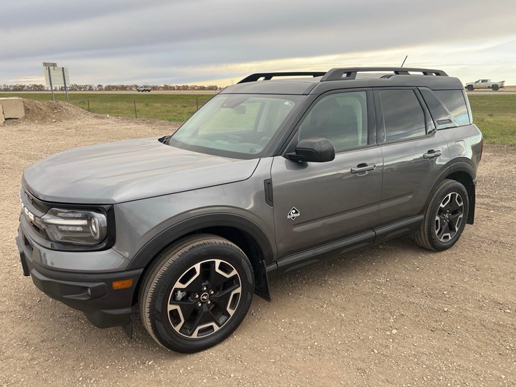 2023-ford-bronco-image-1