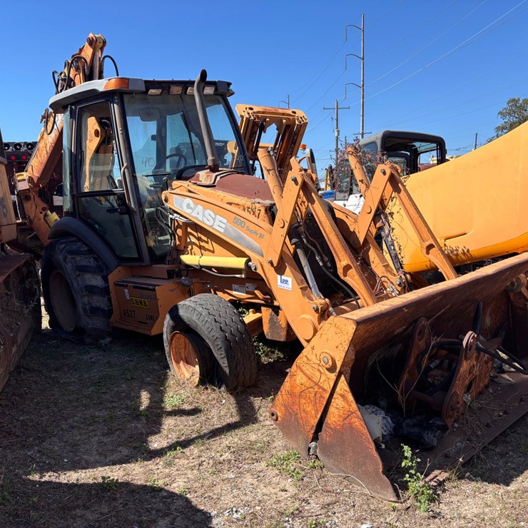 #40 • Case 590 Super M Series 3 Backhoe Loader