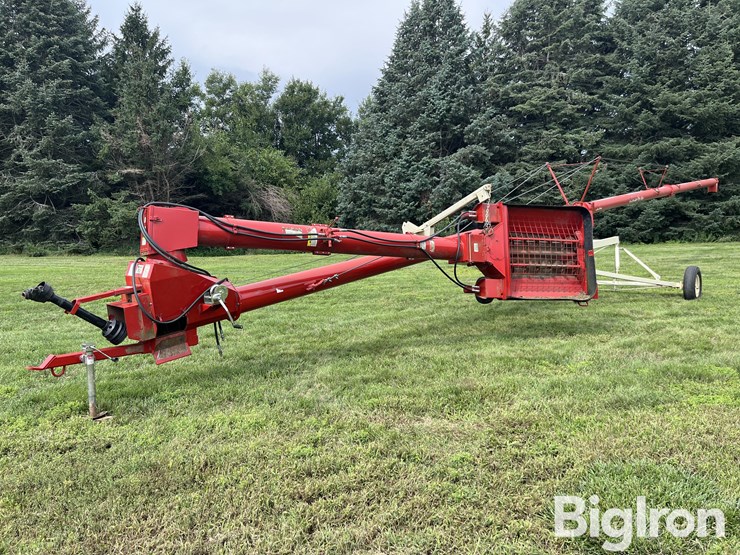 buhler\-farm-king-1070-swing-away-auger-image-1