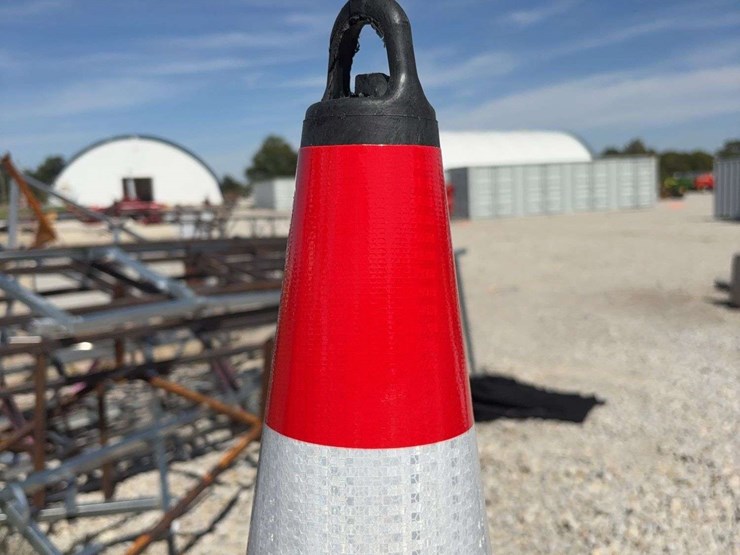 traffic-cone-stack-image-3