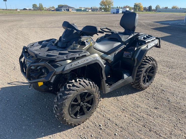 2022-can-am-outlander-xt-max-850-image-1