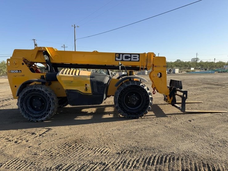 2018-jcb-509-42-telescopic-reachlift-image-23