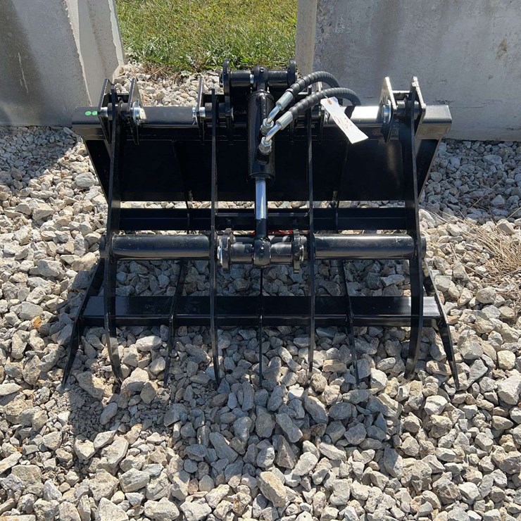 Mini Skid Steer Root Grapple Attachment