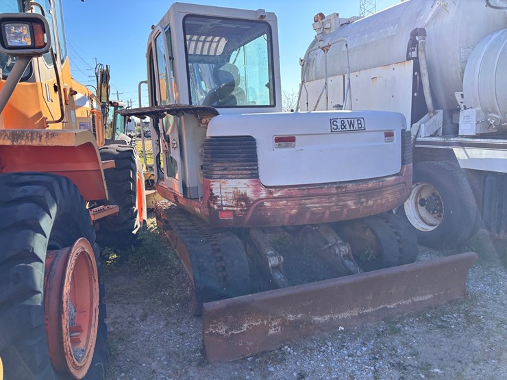 #6-•-takeuchi-tb175-compact-track-excavator-image-9