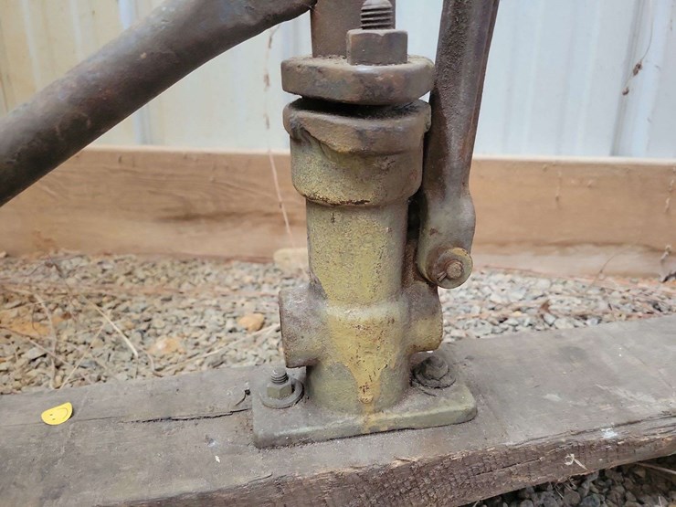 (2)-pumps-image-10