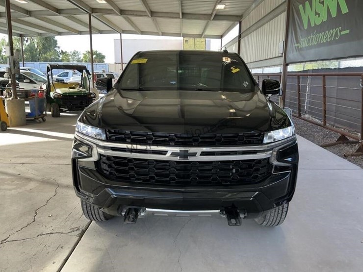2021-chevrolet-tahoe-suv-image-3