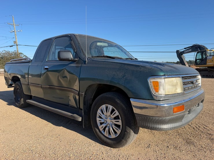 #42790-•-1998-toyota-t100-pickup-truck-image-2