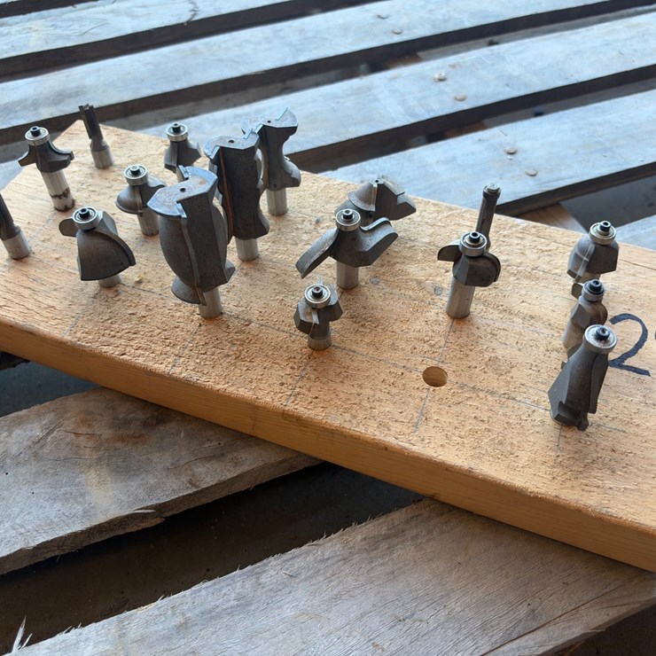 #24 • Various Router Bits wth stand
