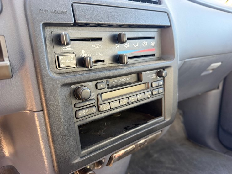 #42790-•-1998-toyota-t100-pickup-truck-image-18