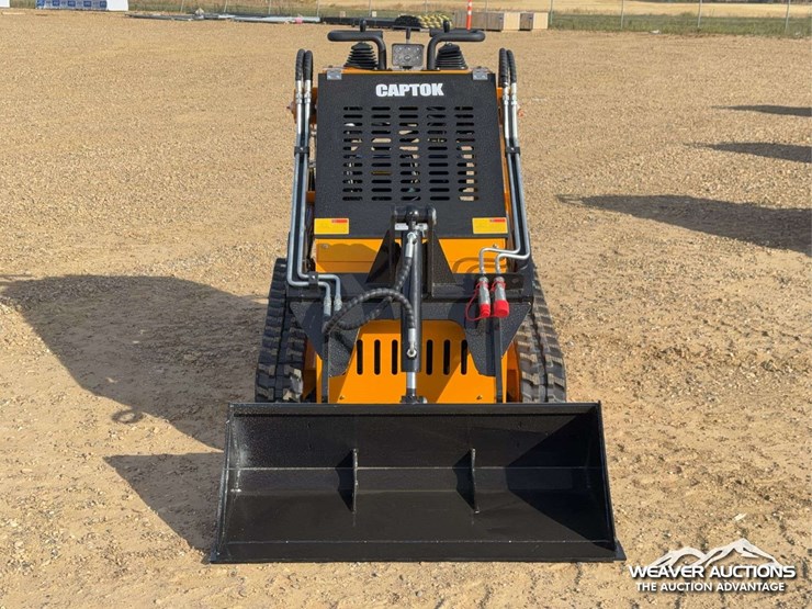 2026-captok-skid-steer-loader-image-13