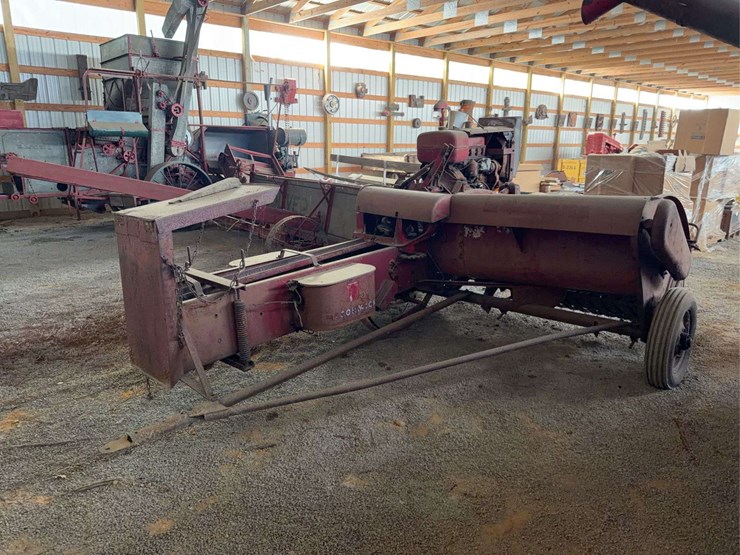 mccormick-56-t-square-baler-image-2
