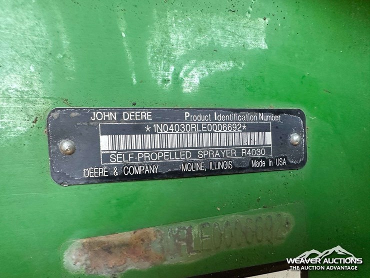 2014-john-deere-r4030-4x4-high-clearance-self-propelled-sprayer-image-5