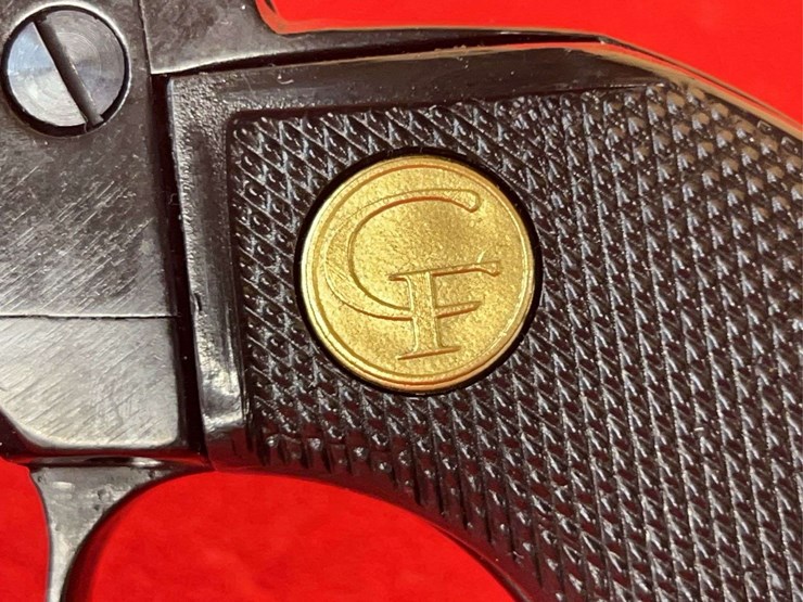 chiappa-.22-lr/.22-magnum-convertible-sa-revolver-image-13