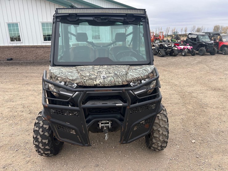 2022-can-am-defender-utv-image-2
