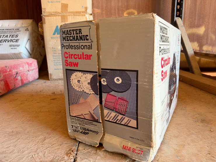 #1182-•-master-mechanic-professional-circular-saw-image-3