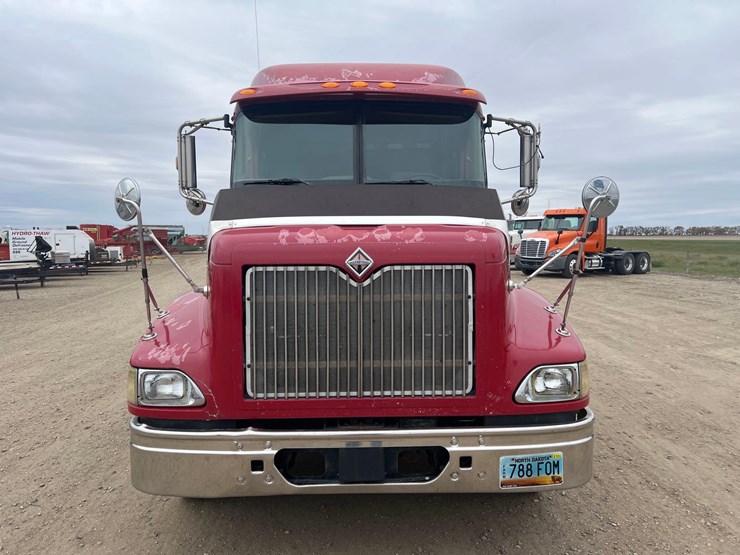 2008-international-9200-sleeper-image-2