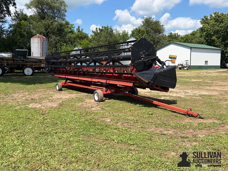 case-ih-1020-30'-grain-platform-w/unverferth-ht25-head-cart-image-1