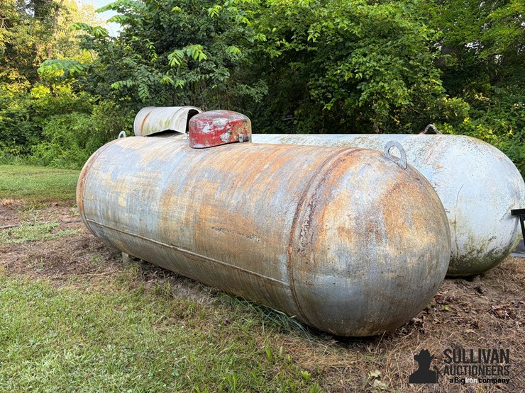 1970-master-tank-&-welding-500-gal-propane-tank-image-1