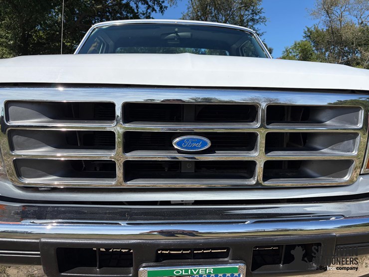 1996-ford-f-150-xlt-single-cab-2wd-pickup-image-16