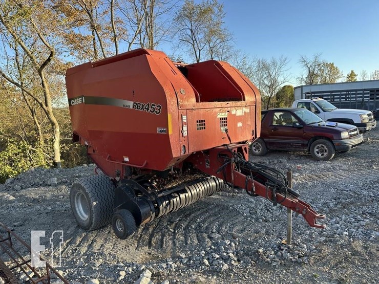 case-ih-rbx453-image-1