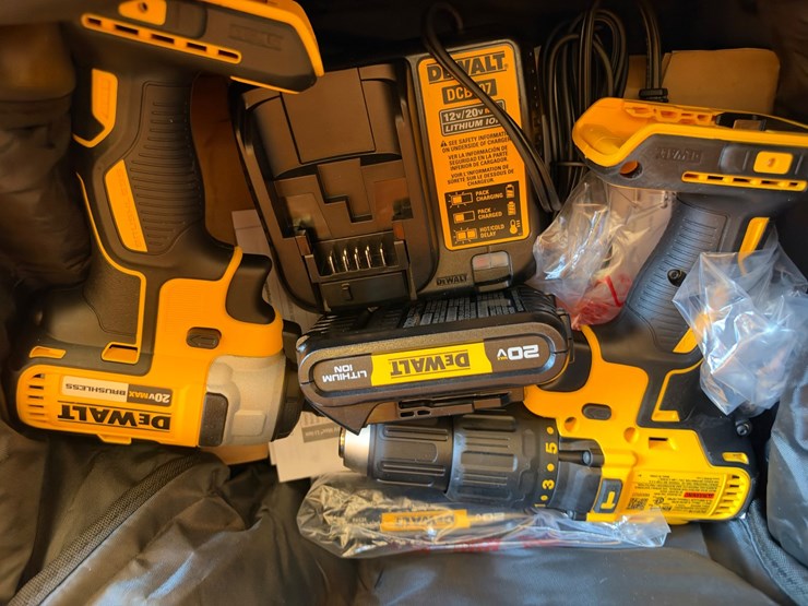 #1172-•-dewalt-impact-driver-and-drill-w/-chargers-and-batteries-image-3