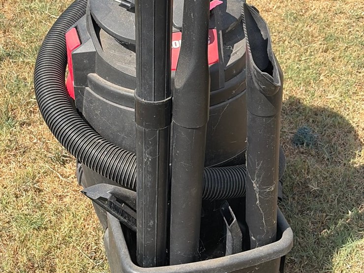#9-•-advanced-motor-technology-shop-vac-image-1
