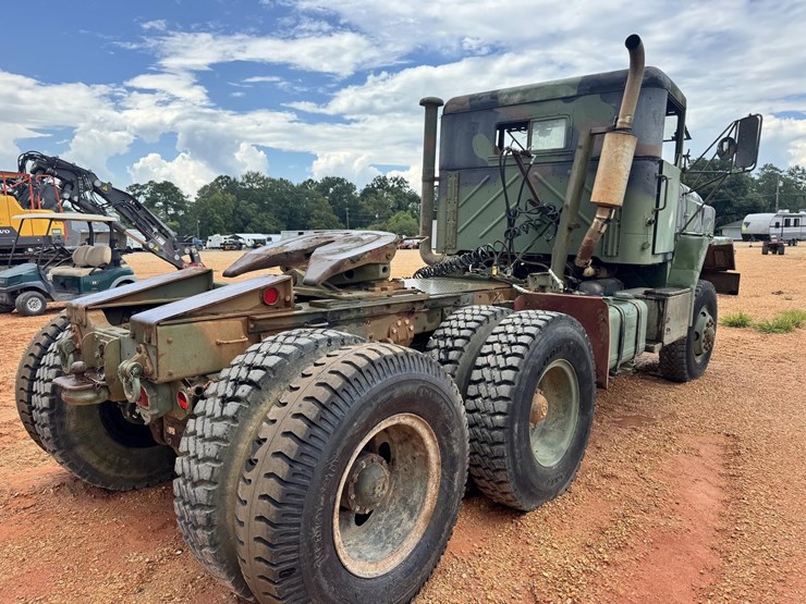 #206-•-2004-5-ton-army-truck-image-5