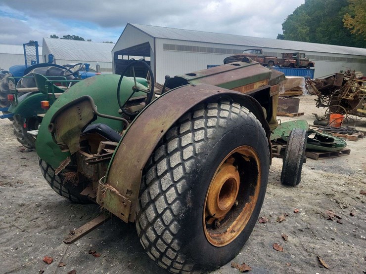 john-deere-60-standard-image-5