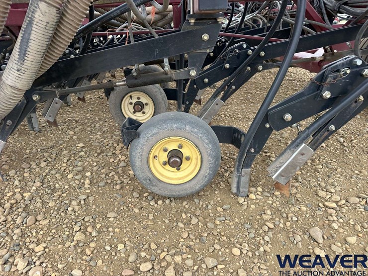 2010-seedhawk-62-ft.-seeder-image-31
