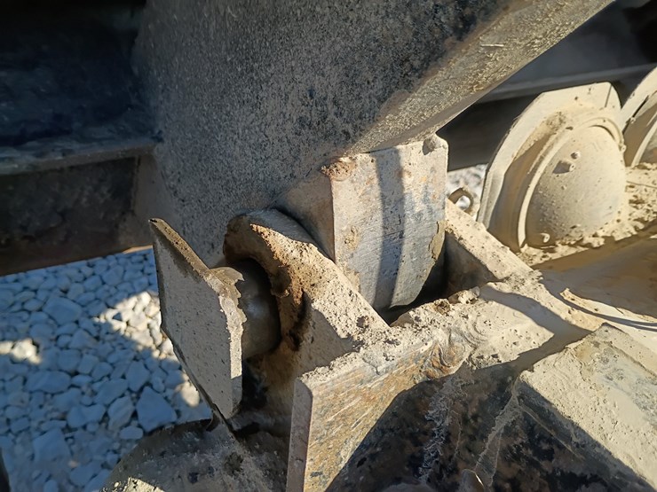 #27067-•-1984-kenworth-w900-tri-axle-dump-truck-image-88